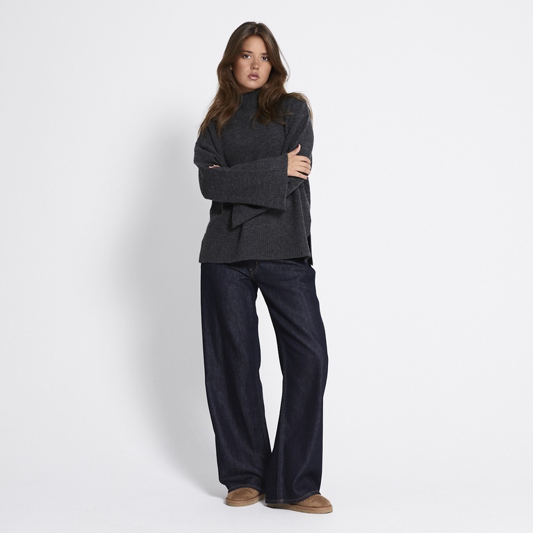 Rib-knit turtleneck sweater "Minny"